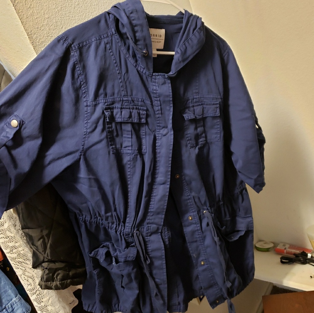 Cargo elbow length over jacket